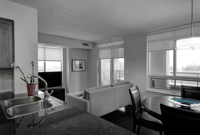 514 - 18 Kenaston Gdns, Condo with 2 bedrooms, 2 bathrooms and 1 parking in Toronto ON | Image 5