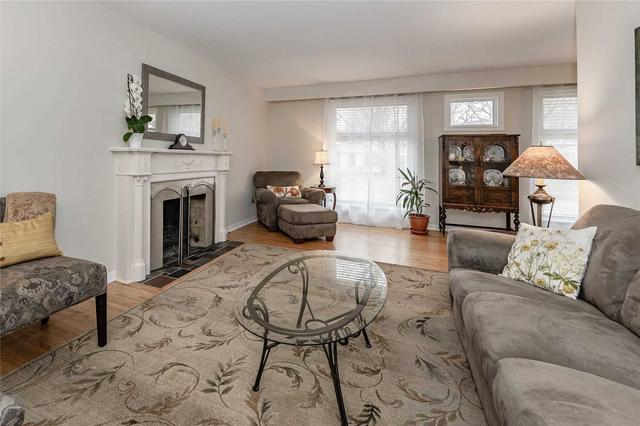 1966 Delaney Dr, House detached with 3 bedrooms, 1 bathrooms and 3 parking in Mississauga ON | Image 33
