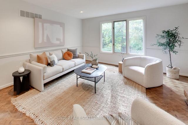 104 De Vere Gdns, House detached with 3 bedrooms, 5 bathrooms and 7 parking in Toronto ON | Image 7
