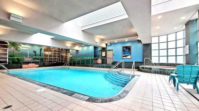 1808 - 18 Hollywood Ave, Condo with 2 bedrooms, 2 bathrooms and 1 parking in Toronto ON | Image 7