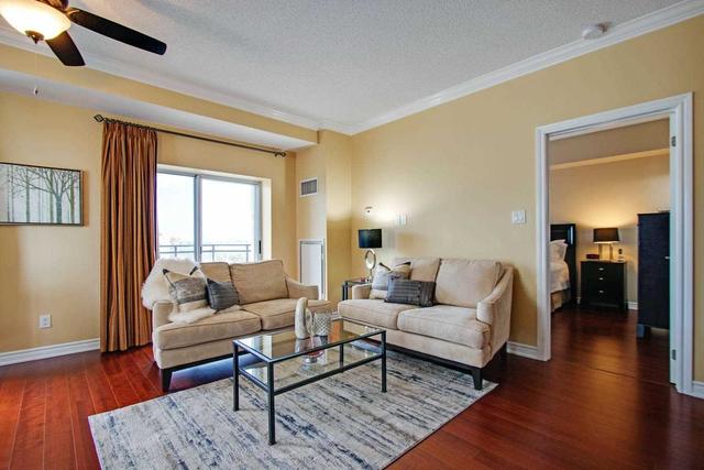 617 - 8 Maison Parc Crt, Condo with 2 bedrooms, 2 bathrooms and 2 parking in Vaughan ON | Image 12