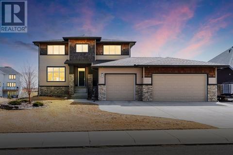 31 Monterra Link, House detached with 4 bedrooms, 3 bathrooms and 6 parking in Rocky View County AB | Card Image