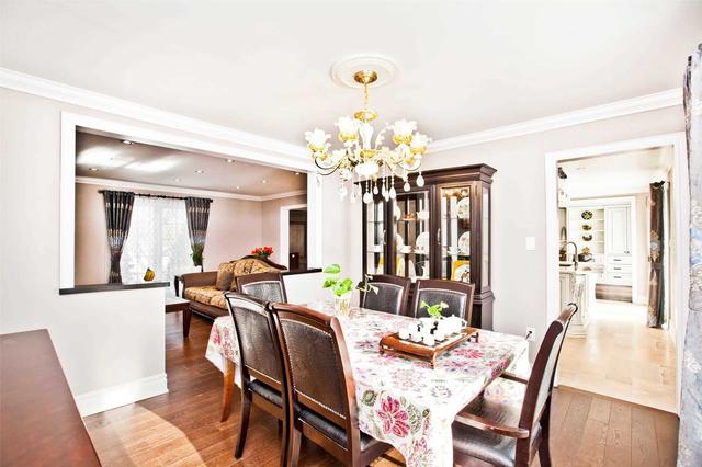 1 Lombardy Lane, House detached with 4 bedrooms, 5 bathrooms and 8 parking in Markham ON | Image 6