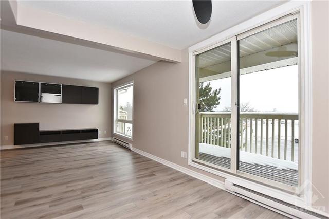 70b - 750 St Andre Drive, House attached with 2 bedrooms, 2 bathrooms and 1 parking in Ottawa ON | Image 3
