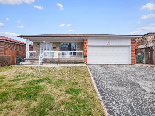 88 Faye Dr, House detached with 3 bedrooms, 3 bathrooms and 4 parking in Toronto ON | Image 12