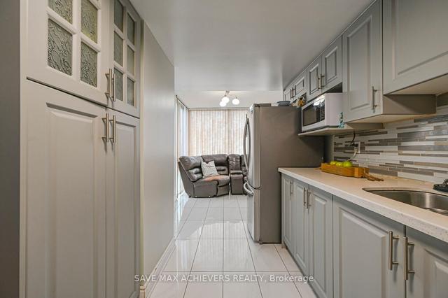 403 - 21 Markbrook Lane, Condo with 2 bedrooms, 2 bathrooms and 1 parking in Toronto ON | Image 10