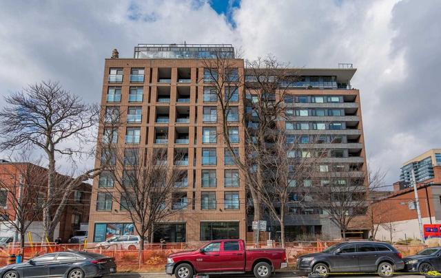 710 - 400 Wellington St W, Condo with 2 bedrooms, 2 bathrooms and 1 parking in Toronto ON | Image 1