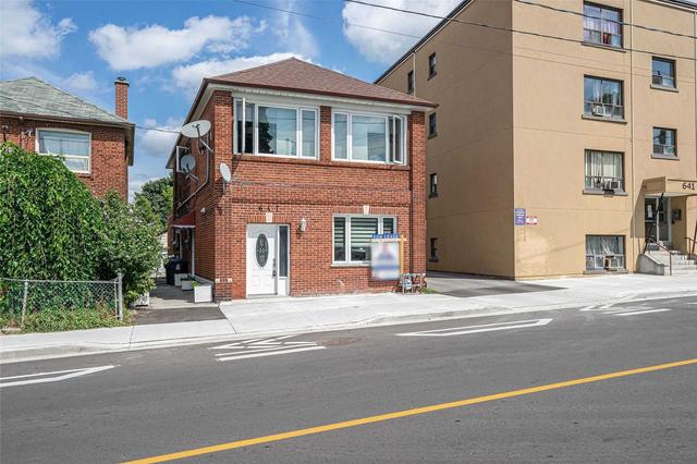 unit 2 - 647 Vaughan Rd, House detached with 2 bedrooms, 1 bathrooms and 1 parking in Toronto ON | Image 7