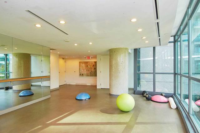 1210 - 215 Fort York Blvd, Condo with 2 bedrooms, 2 bathrooms and 1 parking in Toronto ON | Image 15