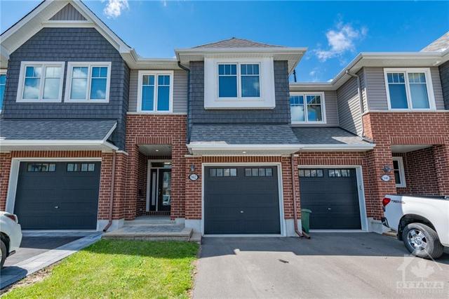 942 Geographe Terrace, Townhouse with 3 bedrooms, 3 bathrooms and 3 parking in Ottawa ON | Image 1