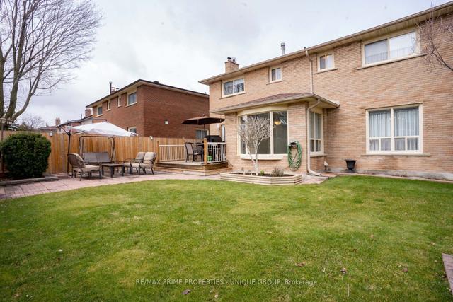 11 White Ash Dr, House detached with 4 bedrooms, 4 bathrooms and 8 parking in Markham ON | Image 21