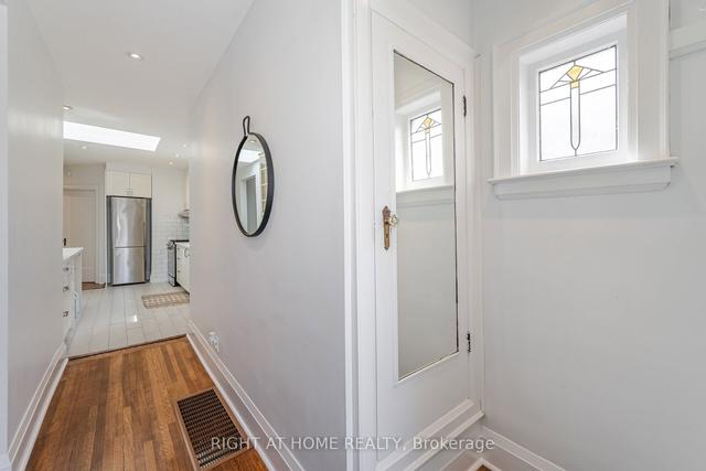 73 Fourth St, House detached with 2 bedrooms, 2 bathrooms and 1 parking in Toronto ON | Image 38