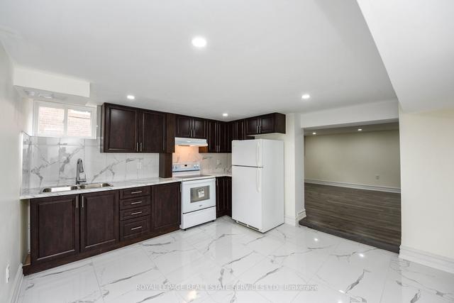 59 Kimbark Dr, House detached with 4 bedrooms, 3 bathrooms and 6 parking in Brampton ON | Image 17