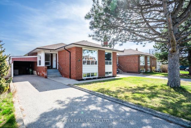 59 Crosland Dr, House detached with 3 bedrooms, 2 bathrooms and 3 parking in Toronto ON | Image 1