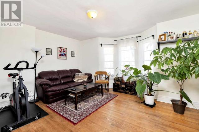 410 Brock Ave, House attached with 4 bedrooms, 2 bathrooms and 2 parking in Toronto ON | Image 26