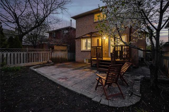 5 Valonia Dr, House detached with 3 bedrooms, 4 bathrooms and 6 parking in Brampton ON | Image 28