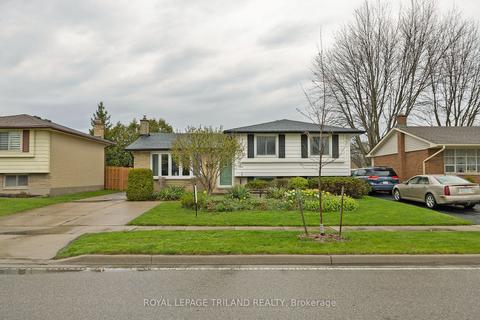 1009 Osgoode Dr, House detached with 3 bedrooms, 2 bathrooms and 6 parking in London ON | Card Image