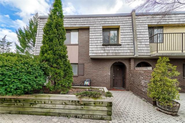 75 - 1250 Mississauga Valley Blvd N, Townhouse with 4 bedrooms, 2 bathrooms and 2 parking in Mississauga ON | Image 1