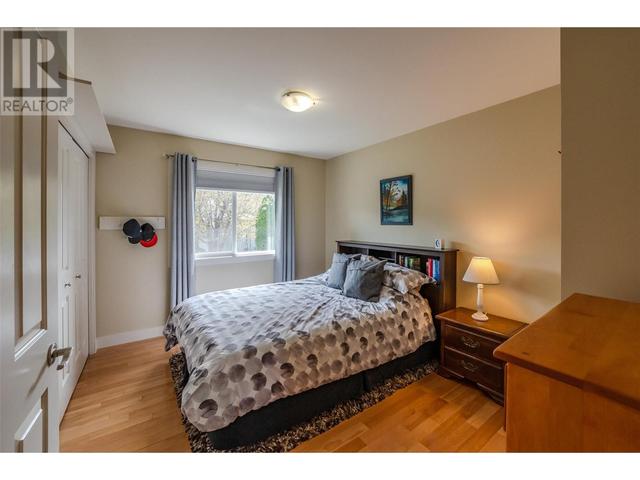 136 Westview Drive, House detached with 4 bedrooms, 3 bathrooms and 2 parking in Penticton BC | Image 26