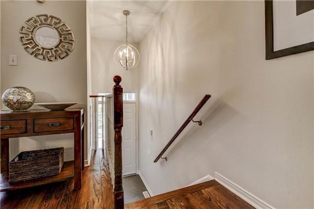 Th #3 - 26 Twenty Ninth St, House attached with 3 bedrooms, 3 bathrooms and 2 parking in Toronto ON | Image 2