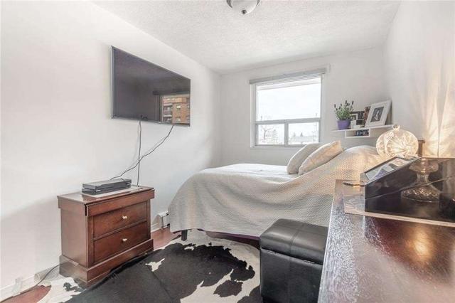 207 - 30 Summit Ave, Condo with 1 bedrooms, 1 bathrooms and 1 parking in Hamilton ON | Image 8