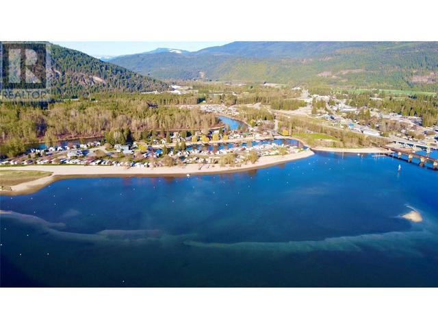 1448 Silver Sands Road, House other with 3 bedrooms, 2 bathrooms and 10 parking in Sicamous BC | Image 79
