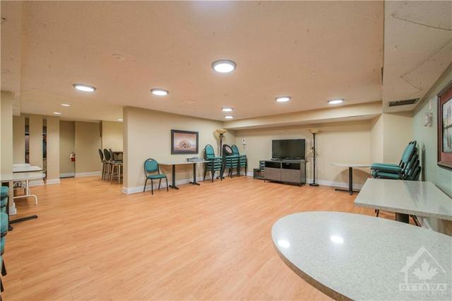 1112 - 2871 Richmond Road, Condo with 2 bedrooms, 2 bathrooms and 1 parking in Ottawa ON | Image 26