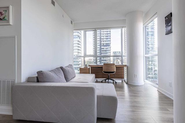 2102 - 87 Peter St, Condo with 2 bedrooms, 2 bathrooms and 1 parking in Toronto ON | Image 23