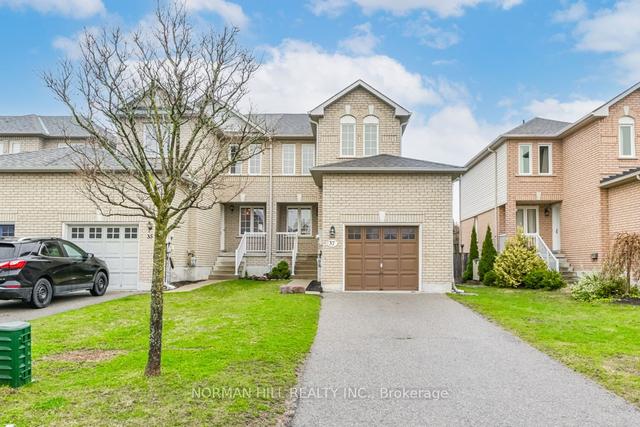 37 Ridwell St, House attached with 3 bedrooms, 3 bathrooms and 3 parking in Barrie ON | Image 1