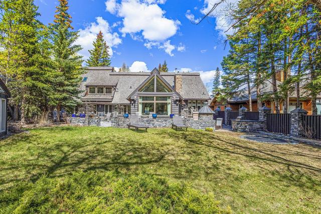 301 Buffalo Street, House detached with 6 bedrooms, 5 bathrooms and 8 parking in Banff AB | Image 50