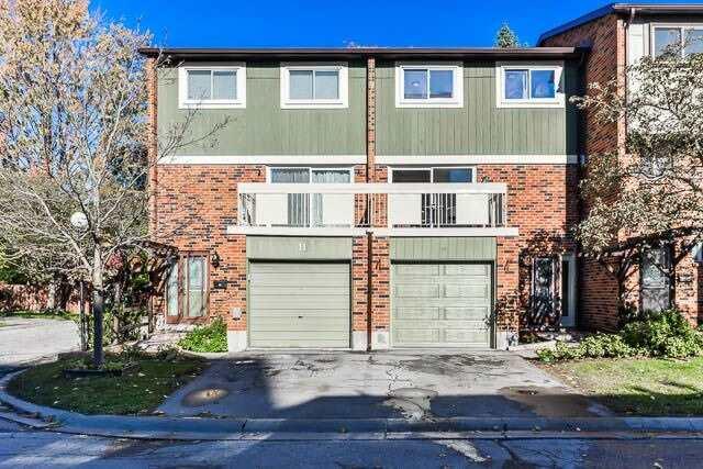 th15 - 30 Chichester Pl, Townhouse with 3 bedrooms, 2 bathrooms and 2 parking in Toronto ON | Image 1
