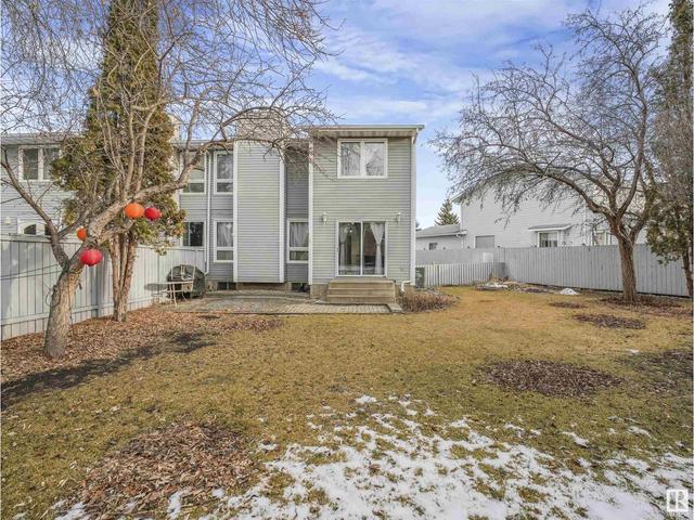 2216 113 St Nw, House semidetached with 4 bedrooms, 2 bathrooms and null parking in Edmonton AB | Image 34