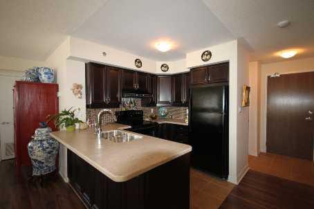3070 Rotary Way # 107, Condo with 2 bedrooms, 2 bathrooms and 2 parking in Burlington ON | Image 3