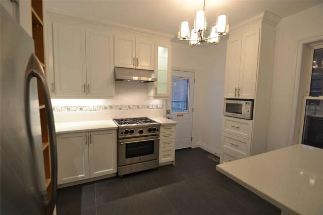 unit 1 - 180 Madison Ave, House attached with 1 bedrooms, 1 bathrooms and 1 parking in Toronto ON | Image 7