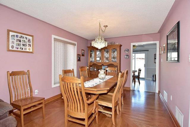 15 Pineway Crt, House detached with 4 bedrooms, 4 bathrooms and 6 parking in Whitby ON | Image 37