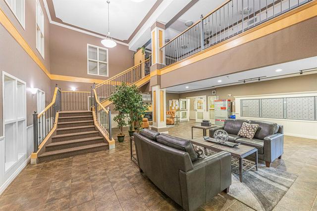 2264 - 151 Country Village Road Ne, Condo with 1 bedrooms, 1 bathrooms and 1 parking in Calgary AB | Image 4