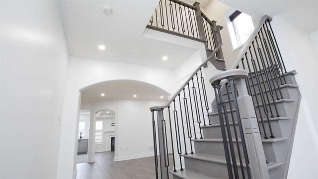 118 Owlridge Dr, House semidetached with 4 bedrooms, 3 bathrooms and 3 parking in Brampton ON | Image 9