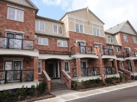 24 - 2468 Post Rd, Townhouse with 2 bedrooms, 2 bathrooms and 1 parking in Oakville ON | Image 1
