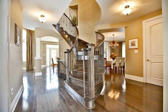 3396 Mistwell Cres, House detached with 4 bedrooms, 5 bathrooms and 4 parking in Oakville ON | Image 3