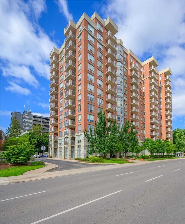 1001 - 442 Maple Ave, Condo with 2 bedrooms, 2 bathrooms and 1 parking in Burlington ON | Card Image