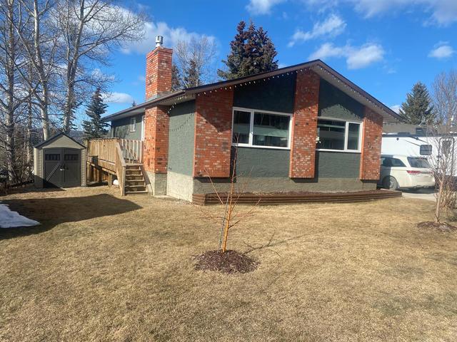 106 Emerson Place, House detached with 4 bedrooms, 2 bathrooms and 6 parking in Hinton AB | Image 2