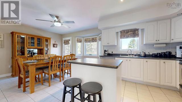270 Halfway Lake Drive, House detached with 5 bedrooms, 3 bathrooms and null parking in Halifax NS | Image 6