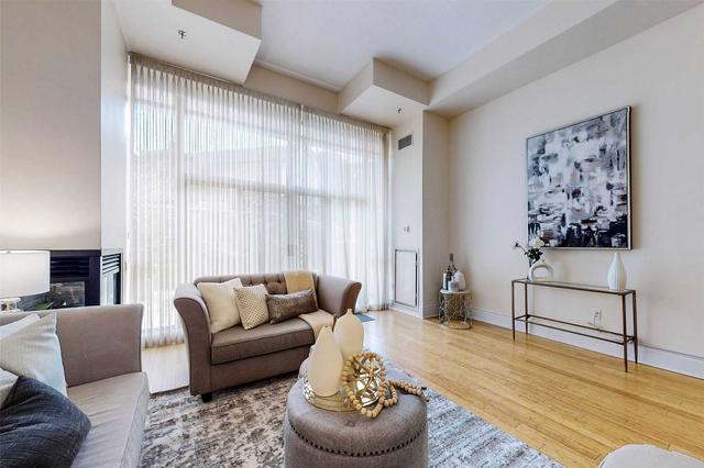 106 - 437 Roncesvalles Ave, Condo with 2 bedrooms, 3 bathrooms and 1 parking in Toronto ON | Image 25
