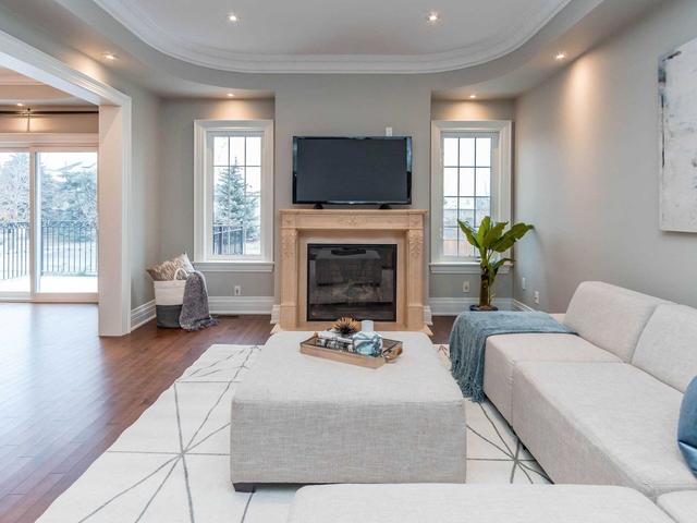 73 Bowhill Dr, House detached with 4 bedrooms, 6 bathrooms and 6 parking in Richmond Hill ON | Image 4
