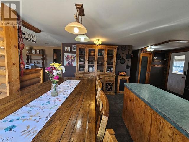 5961 Hillview Sub, House detached with 4 bedrooms, 2 bathrooms and 4 parking in Columbia Shuswap C BC | Image 7