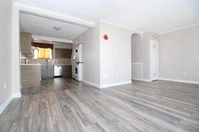 518 - 665 Kennedy Rd, Condo with 3 bedrooms, 2 bathrooms and 1 parking in Toronto ON | Image 16