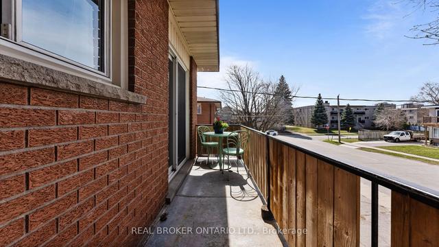 86 Falesy Ave, House semidetached with 3 bedrooms, 2 bathrooms and 2 parking in Kitchener ON | Image 6