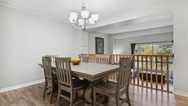 13 Trudy Crt, Condo with 3 bedrooms, 2 bathrooms and 2 parking in Hamilton ON | Image 5