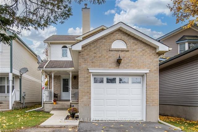 874 Walker Crt, House detached with 3 bedrooms, 2 bathrooms and 4 parking in Kingston ON | Image 12