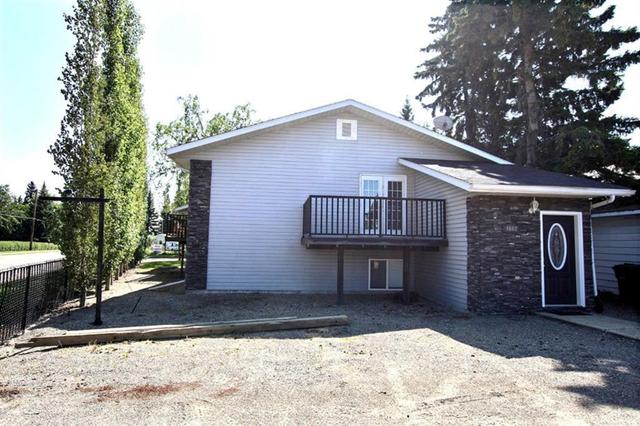 4602 49 Street, House detached with 2 bedrooms, 2 bathrooms and 5 parking in Olds AB | Image 12
